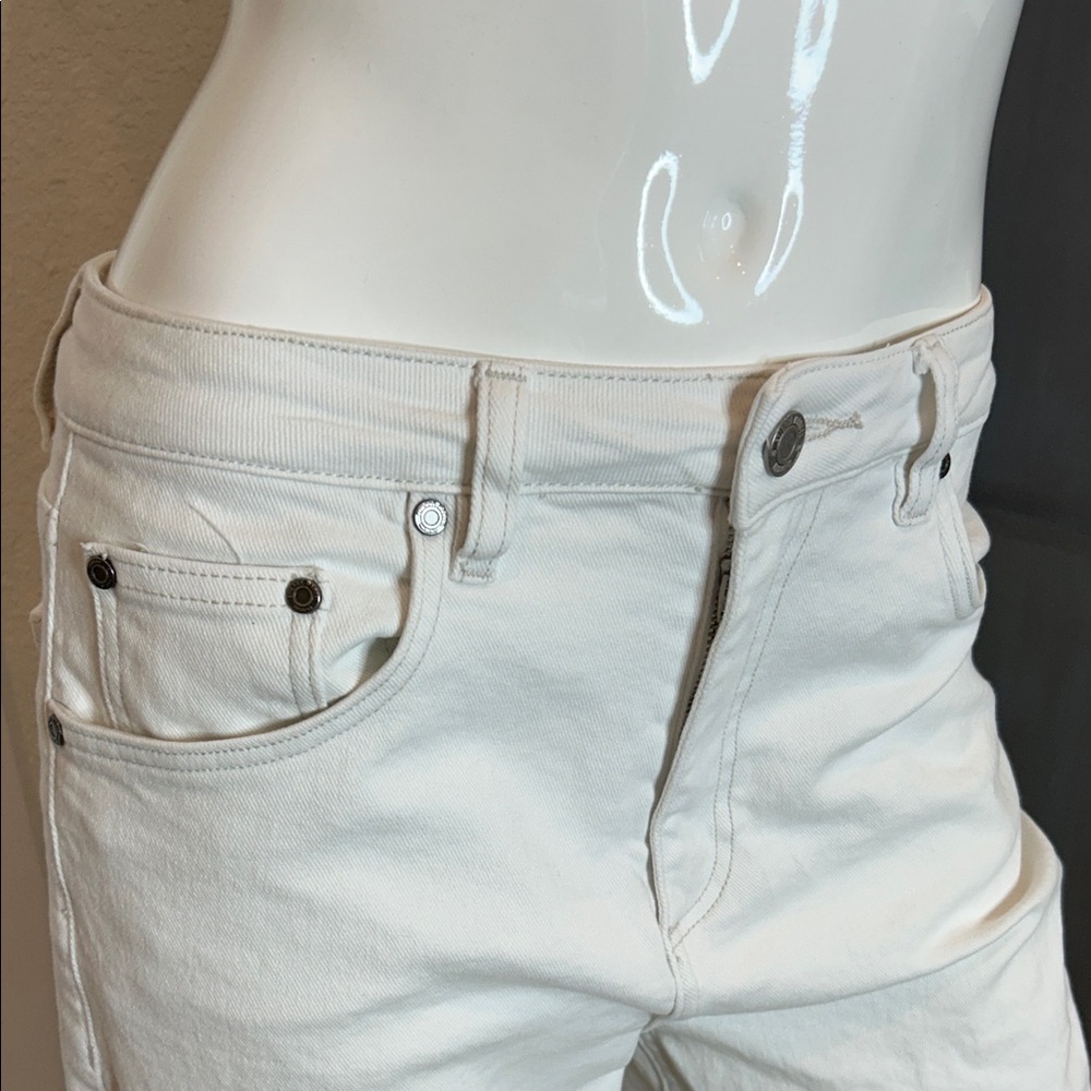 Etienne Marcel Elegant White Cropped Wide Cuff Jeans for Women size 29 - Picture 2 of 9